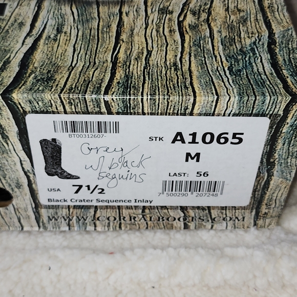 Corral Women's Gray & Black Sequin Inlay Western Boots with Snip Toe Size 7.5 - Picture 13 of 14